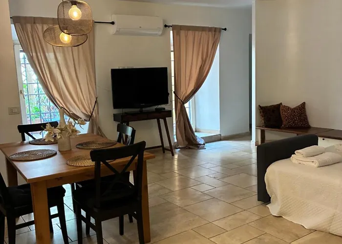 Apartamento Portico Di Ottavia Prime Location With Internal Courtyard Roma