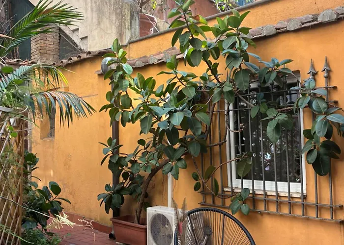 Appartement Portico Di Ottavia Prime Location With Internal Courtyard