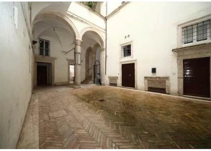 Portico Di Ottavia Prime Location With Internal Courtyard Roma
